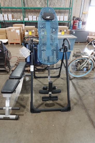 TEETER HANG UPS MEDICAL INVERSION TABLE