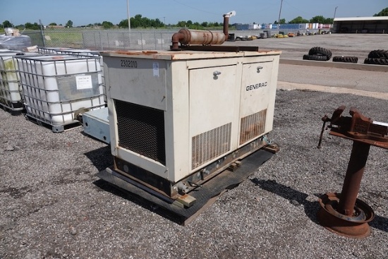 GENERAC GENERAOR 120/240V MOD: 91A02496-S W/SWITCH PANEL