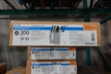 NEW EATON 200 AMP INDOOR MAIN LUG 40 SPACES 80 CIRCUITS