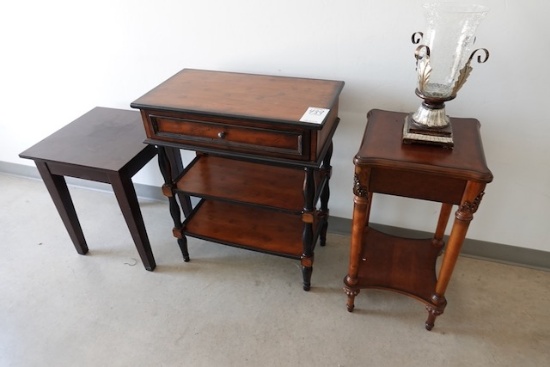 TABLES & VASE X1