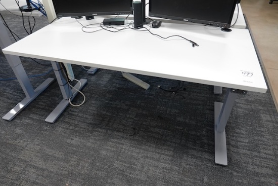 ADJUSTABLE HEIGHT DESK