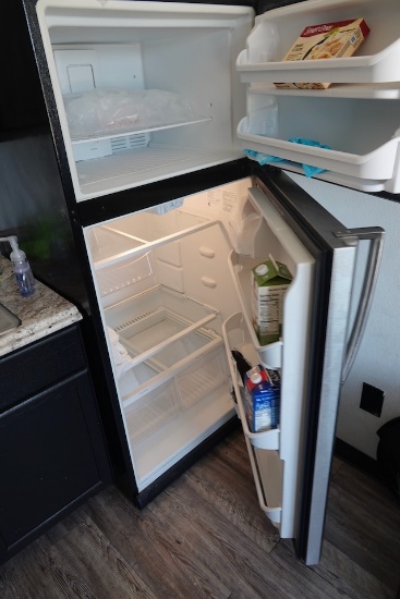 Frigidaire Refrigerator
