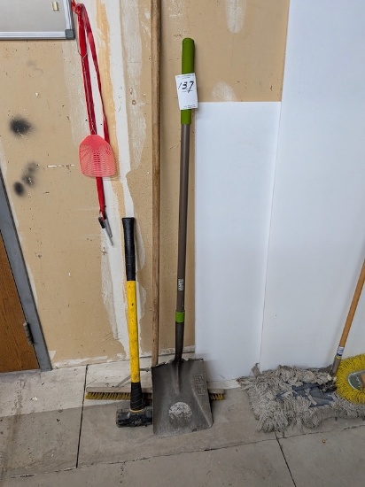 SLEDGEHAMMER, SQUARE POINT SHOVEL & PUSH BROOM (X1)