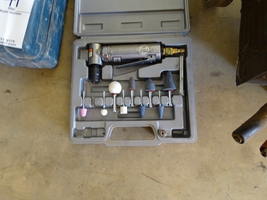 AIR DYE GRINDER W/ACCESSORIES IN CASE