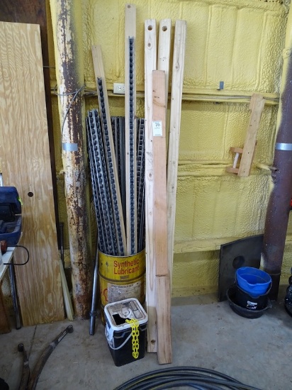 ASST. LUMBER & ROLLERS INCLUDING PARTIAL BUCKET OF PLASTIC CHAIN