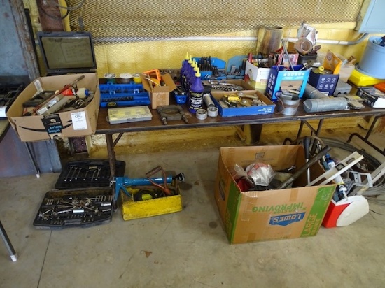 CONTENTS ON TABLE-TOP & BOTTOM INCLUDING SOCKETS, MISC. OIL, DIECAST CARS & MISC. X1