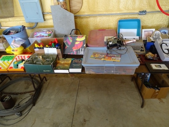 CONTENTS OF TABLETOP INCLUDING BOOKS, TOYS, CD’S & BADMINTON SET, SOME PICTURES X1