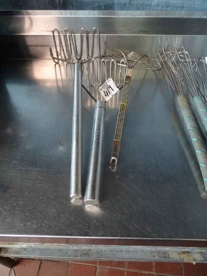 MASHERS & FRY BASKETS (X3)