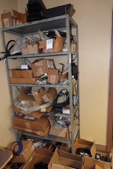 LOT OF POST HYDRAULIC POST LIFT PARTS
