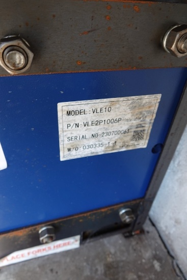 CHALLENGER LE 10,000LB. 2-POST LIFT BRAND NEW