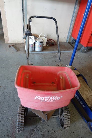 Lawn Spreader