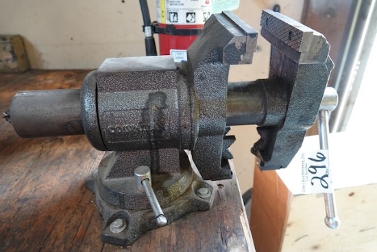 6” BENCH VISE