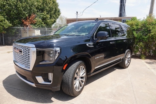 2024 GMC DENALI; MILES: 155,877