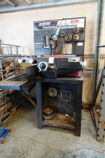 HUNTER BL505 STAND MOUNTED BRAKE LATHE