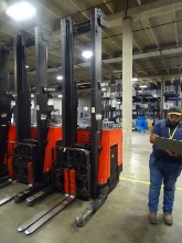 RAYMOND STAND-UP ELECTRIC DOUBLE REACH FORKLIFT 2013 MODEL #750DR32TT