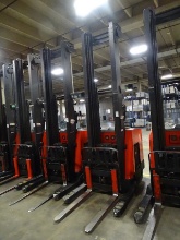 2013 RAYMOND STAND-UP ELECTRIC DOUBLE DEEP REACH FORKLIFT MODEL # 750DR32TT