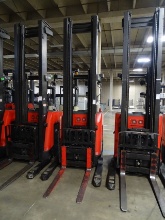 2013 RAYMOND STAND-UP ELECTRIC DOUBLE DEEP REACH FOR FORKLIFT MODEL #750DR32TT