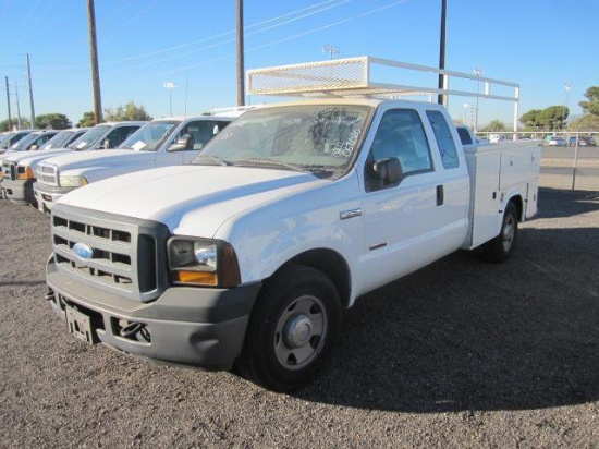 2007 FORD F-250 XL UTILITY