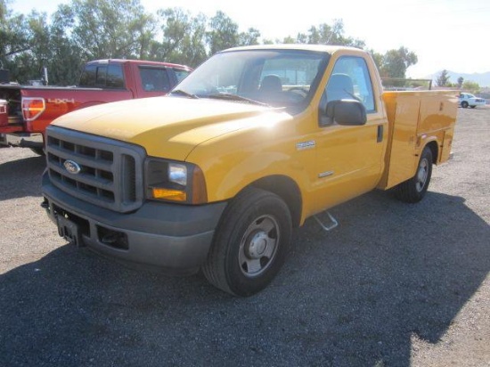 2006 FORDF-250XL UTILITY