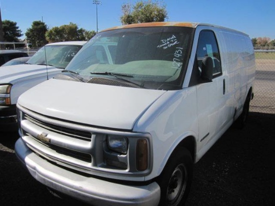 2000 CHEV 3500 CARGO VAN