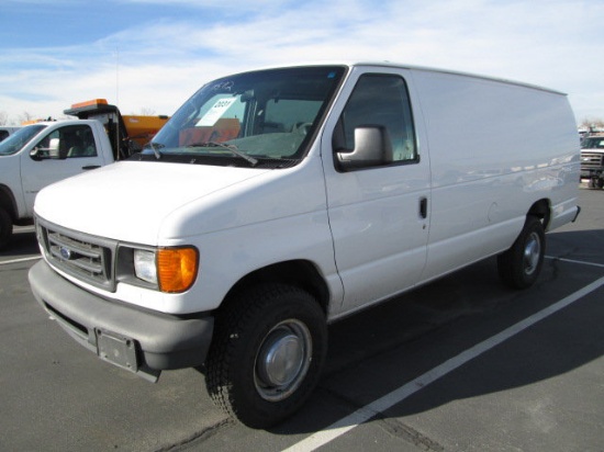 2004 FORD E350 UTILITY VN