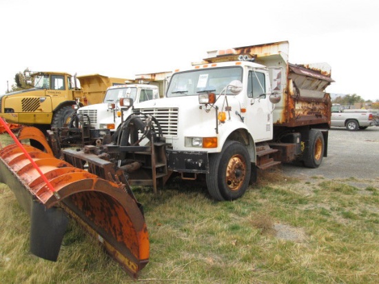 1999 INTL 4900 DUMP