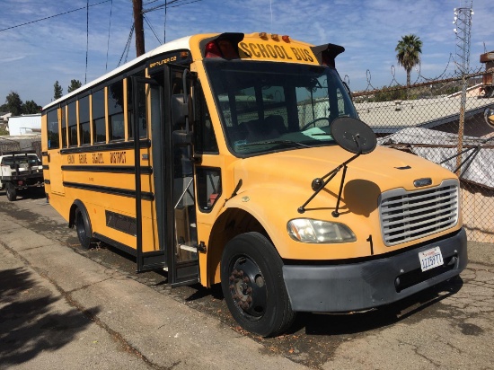 OFF SITE LOT - 2006 THOMAS SCHOOL BUS