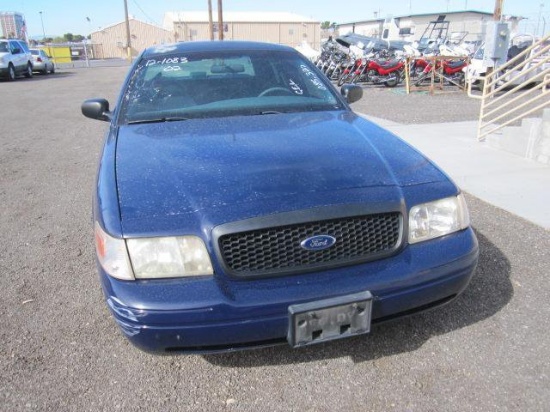 2002 FORD CROWN VIC