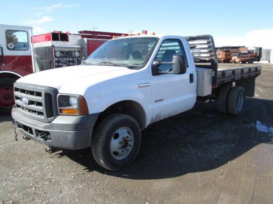 2005 FORD F350 FLATBED