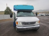 2007 FORD E-450 SHUTTLE BUS