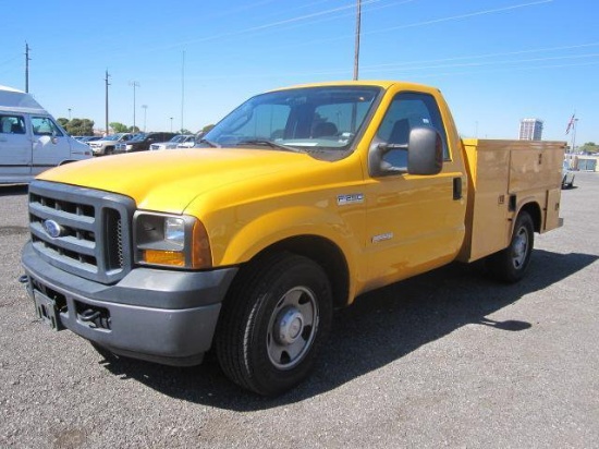 2007 FORD F-250 UTILITY