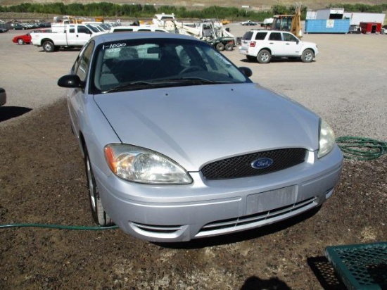 2005 FORD TAURUS