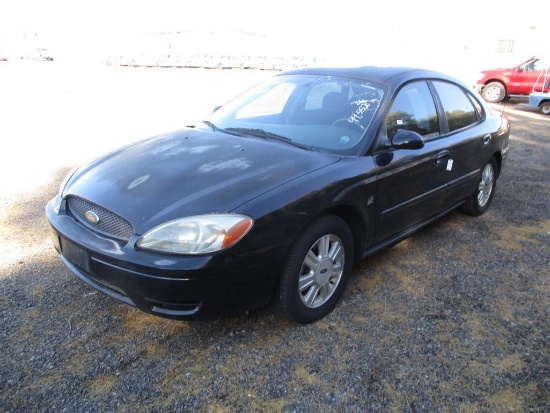 2005 FORD TAURUS