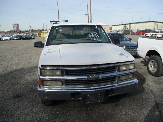 2000 CHEV 3500 UTILITY