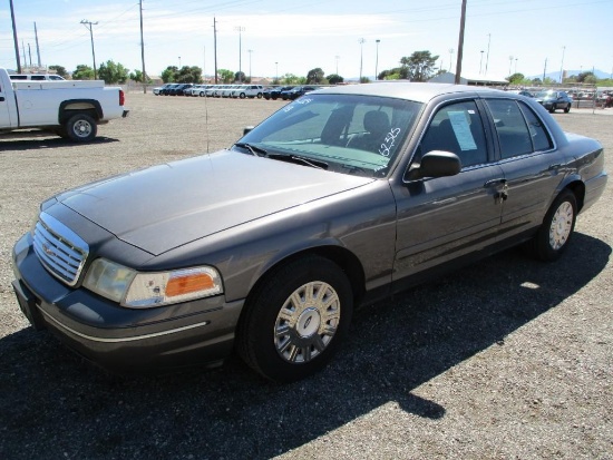 2003 FORD CROWN VIC