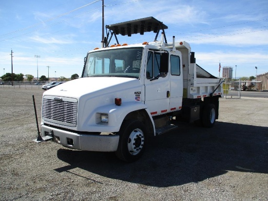 2003 FREIGHTLINER FL70 DUMP