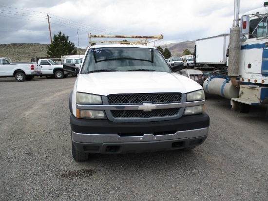 2003 CHEV 2500HD UTILITY