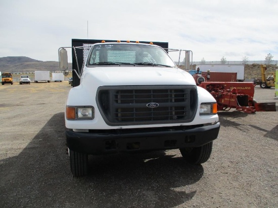 2000 FORD F-750 FLATBED