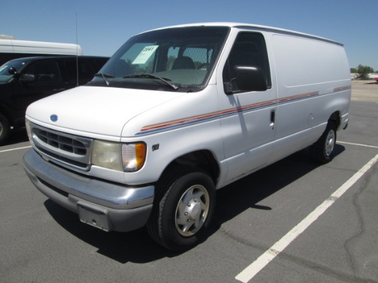 1997 FORD E250 UTILITY VN