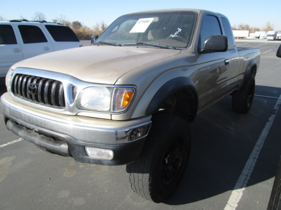 2001 TOYOTA TACOMA 2WD