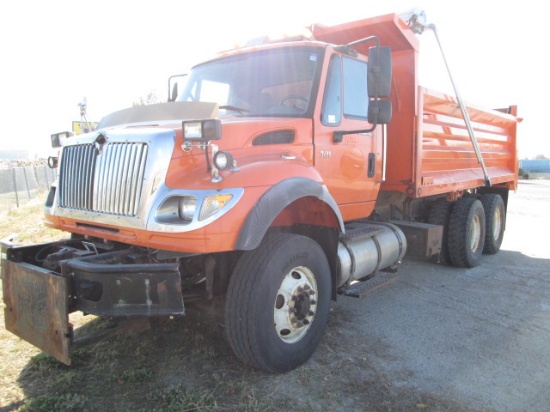 2005 INTL 7600 DUMP