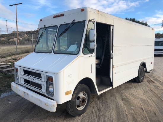 1993 GMC VALUE VAN 35 - DEALERS / DISMANTLERS ONLY!