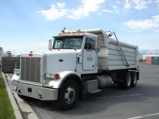 2001 PETERBILT 378