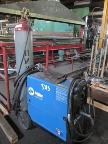 Miller, mig welder. Millermatic 251. Cabels and Cylinder