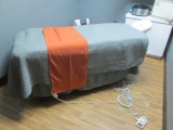 ADJUSTABLE MASSAGE TABLE AND ROOM CONTENTS