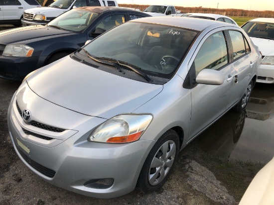 2008 TOYOTA YARIS