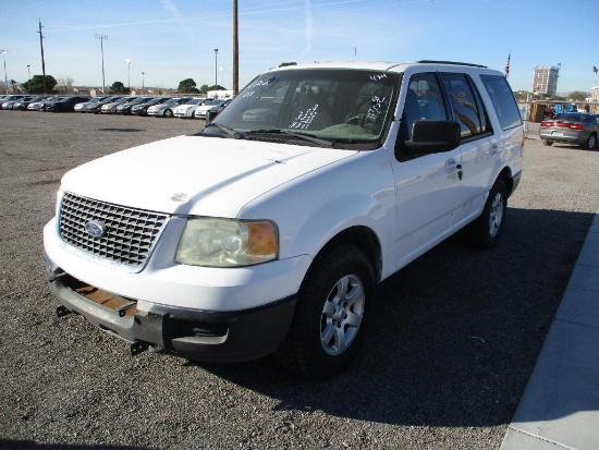 YEAR 2003 MAKE FORD MODEL EXPEDITION VIN 1FMPU16L93LC08063 DESCRIPTION 3RD SEAT 4X4 BODY DAMAGE NO