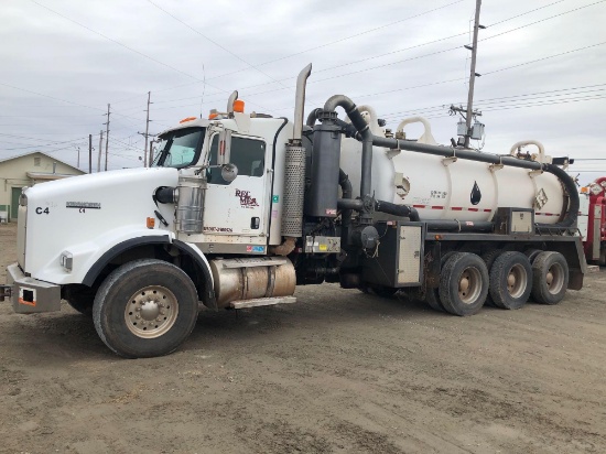 2007 KENWORTH T800 HYDRO VAC TRUCK TRI DRIVE