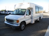 2005 FORD E-450 SHUTTLE