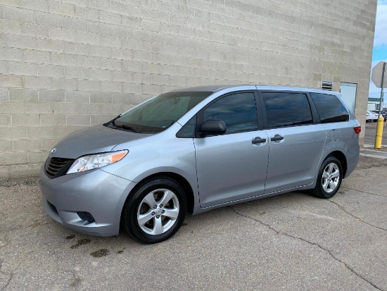 Year: 2015 Make: Toyota Model: Sienna Vehicle Type: Van Mileage: 77345 A Body Type: 4 Door Van;